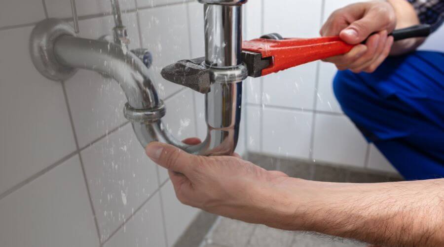 Expert burst pipe repair services in Decorah, IA